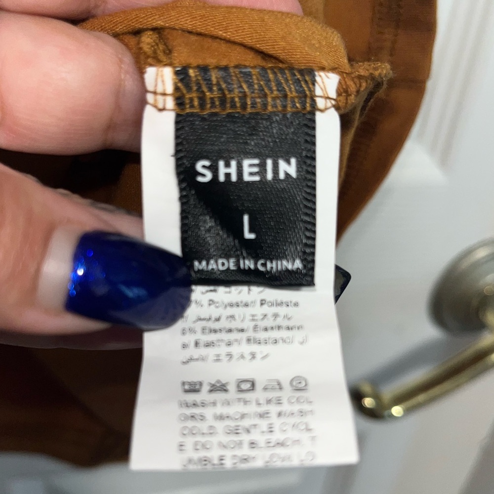 Shein Manfinity Men Contrast Trim Polo Shirt, size L - Picture 3 of 7